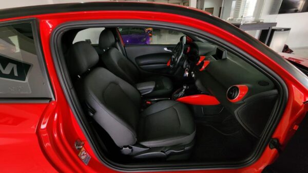 AUDI A1 RED EDITION 2015_6