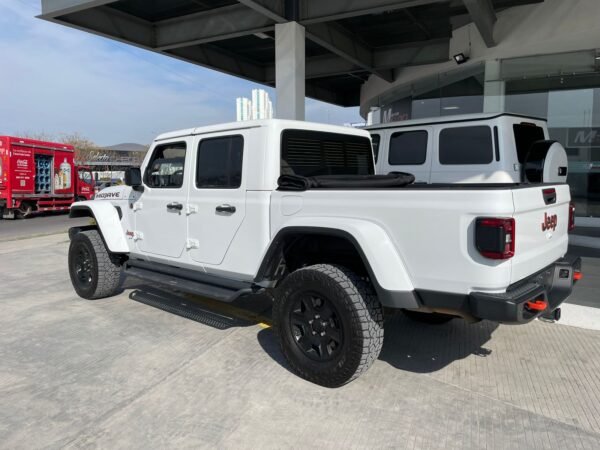 WhatsApp Image 2025-01-27 at 4.24.44 PM (2)