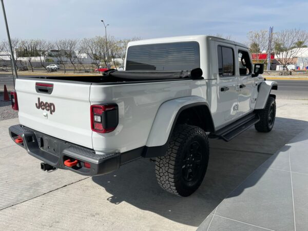 WhatsApp Image 2025-01-27 at 4.24.44 PM (4)